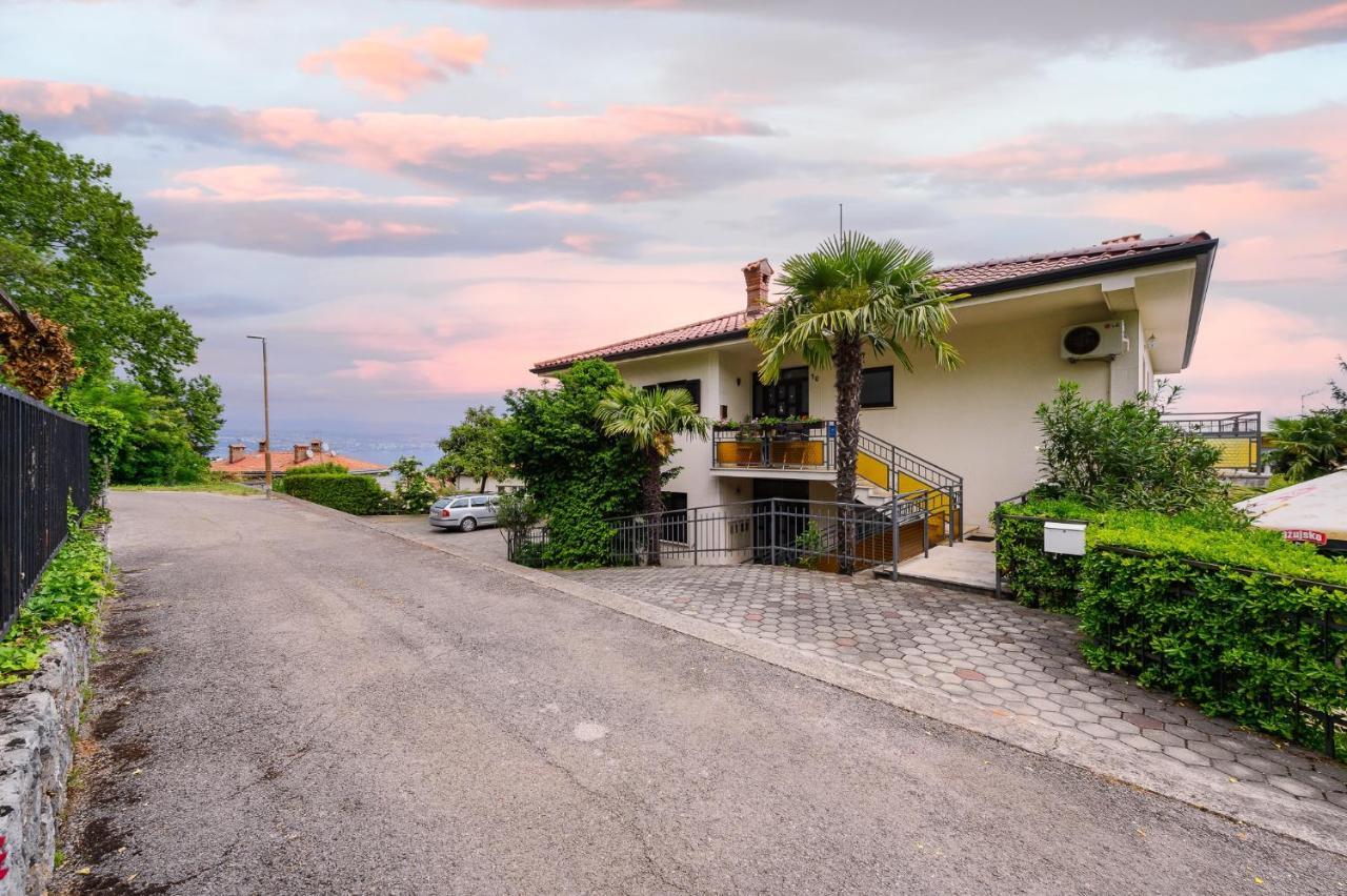 Apartments With A Parking Space Lovran, Opatija - 7869 Exterior foto